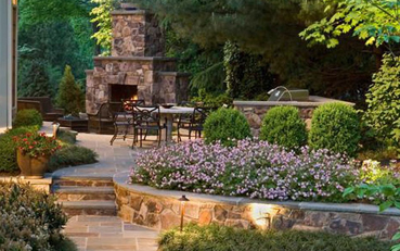 What are the main parts of a solar light